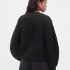 Strickjacke mit Fassärmeln