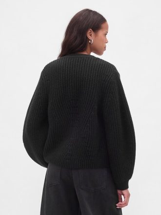 Strickjacke mit Fassärmeln