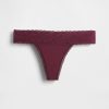 String aus Bio-Stretch-Baumwolle mit Spitzenbesatz String aus Bio-Stretch-Baumwolle mit Spitzenbesatz