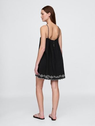 Swing-Kleid aus Baumwollgaze mit Stickerei