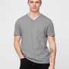 T-Shirt aus Baumwolljersey mit V-Ausschnitt T-Shirt aus Baumwolljersey mit V-Ausschnitt