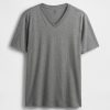 T-Shirt aus Baumwolljersey mit V-Ausschnitt T-Shirt aus Baumwolljersey mit V-Ausschnitt