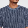 T-Shirt mit Rundhalsausschnitt und Häkel-Netzstoff