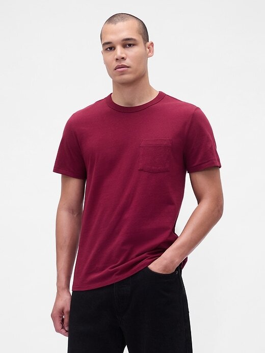 T-Shirt mit Tasche aus Bio-Baumwolle T-Shirt mit Tasche aus Bio-Baumwolle
