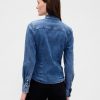 Tailliertes Jeanshemd Tailliertes Jeanshemd