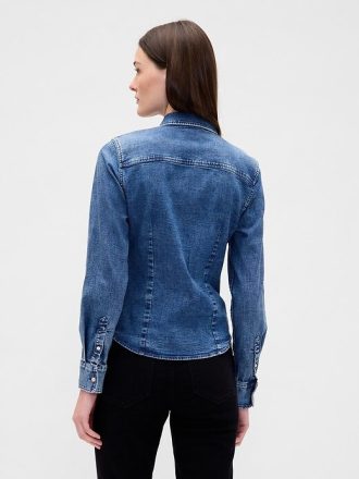 Tailliertes Jeanshemd