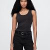 Tanktop mit geripptem U-Ausschnitt Tanktop mit geripptem U-Ausschnitt