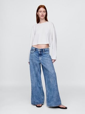 Tief sitzende, extraweite Jeans