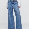 Tief sitzende, extraweite Jeans Tief sitzende, extraweite Jeans