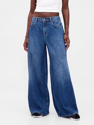 Tief sitzende, extraweite Jeans