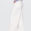 Tief sitzende, extraweite Jeans Tief sitzende, extraweite Jeans