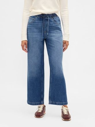 Tief sitzende, ultraweiche, lässige Crop-Jeans