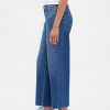 Tief sitzende, ultraweiche, lässige Crop-Jeans Tief sitzende, ultraweiche, lässige Crop-Jeans
