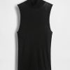 Transparentes, geripptes Tanktop mit Stehkragen Transparentes, geripptes Tanktop mit Stehkragen