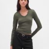 Transparentes, modernes Ripp-T-Shirt