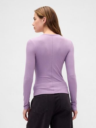 Transparentes, modernes Ripp-T-Shirt