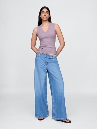 Transparentes, modernes Rippen-Tanktop
