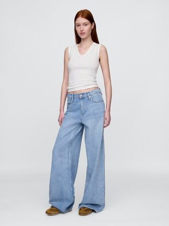 Transparentes, modernes Rippen-Tanktop