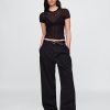 Transparentes Rippenpullover-T-Shirt