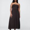 Trägerloses Maxikleid