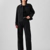 Twill-Fasshose mit mittelhohem Bund Twill-Fasshose mit mittelhohem Bund