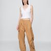 Twill-Fasshose mit mittelhohem Bund Twill-Fasshose mit mittelhohem Bund