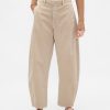 Twill-Fasshose mit mittelhohem Bund Twill-Fasshose mit mittelhohem Bund
