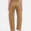 Twill-Fasshose mit mittelhohem Bund Twill-Fasshose mit mittelhohem Bund