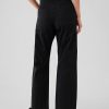Twill-Fasshose mit mittelhohem Bund Twill-Fasshose mit mittelhohem Bund