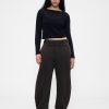 Twill-Fasshose mit mittelhohem Bund Twill-Fasshose mit mittelhohem Bund