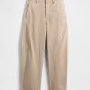 Twill-Fasshose mit mittelhohem Bund Twill-Fasshose mit mittelhohem Bund