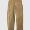 Twill-Fasshose mit mittelhohem Bund Twill-Fasshose mit mittelhohem Bund