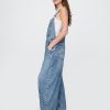 Ultraweicher Denim-Latzhose im Hufeisendesign Ultraweicher Denim-Latzhose im Hufeisendesign