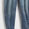 Ultraweicher Denim-Latzhose im Hufeisendesign Ultraweicher Denim-Latzhose im Hufeisendesign