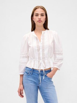 Voile-Top mit Spitzenbesatz